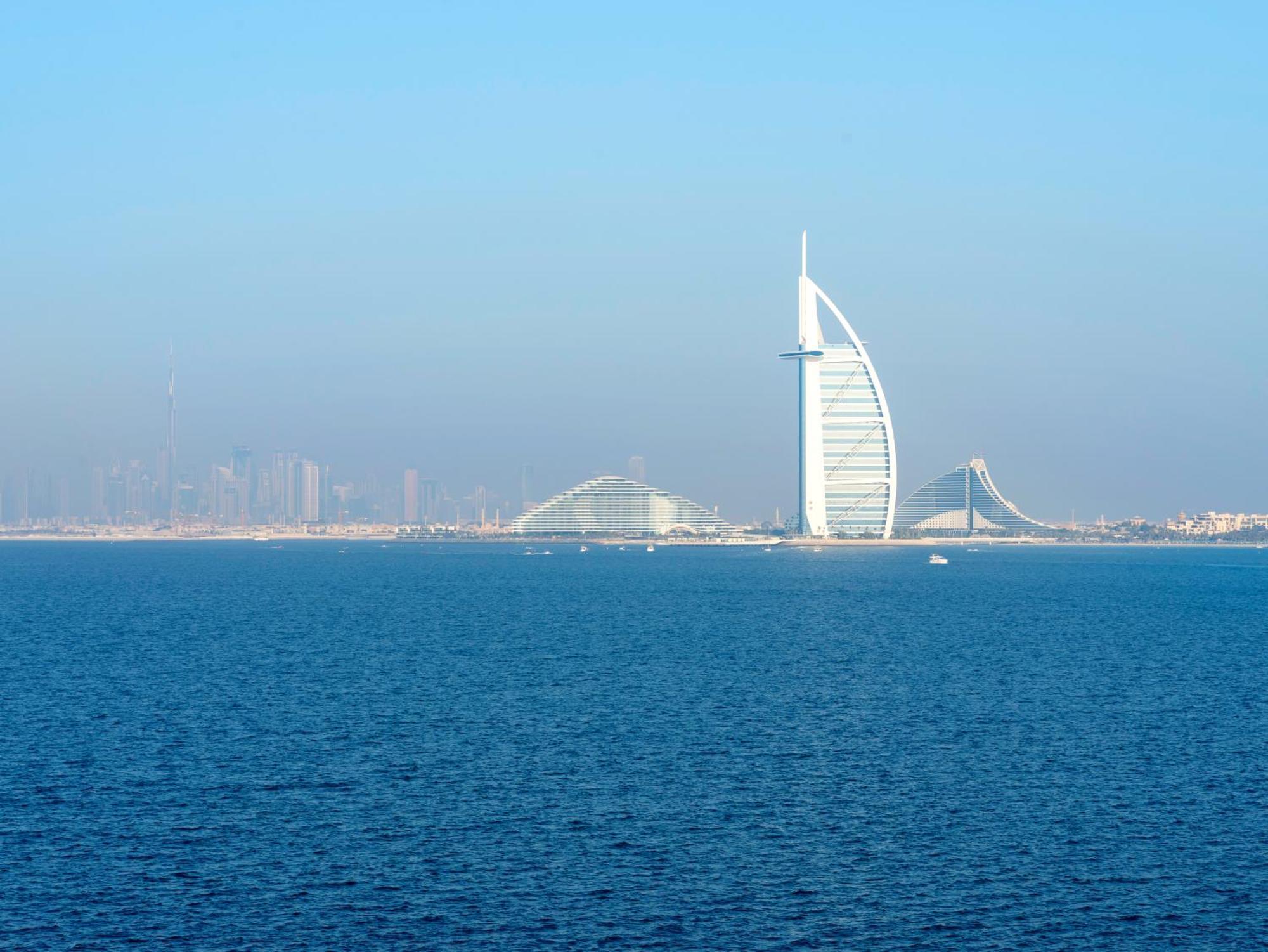 Luxury In Anantara With Stunning Burj Alarab & Sea Views Apartment *