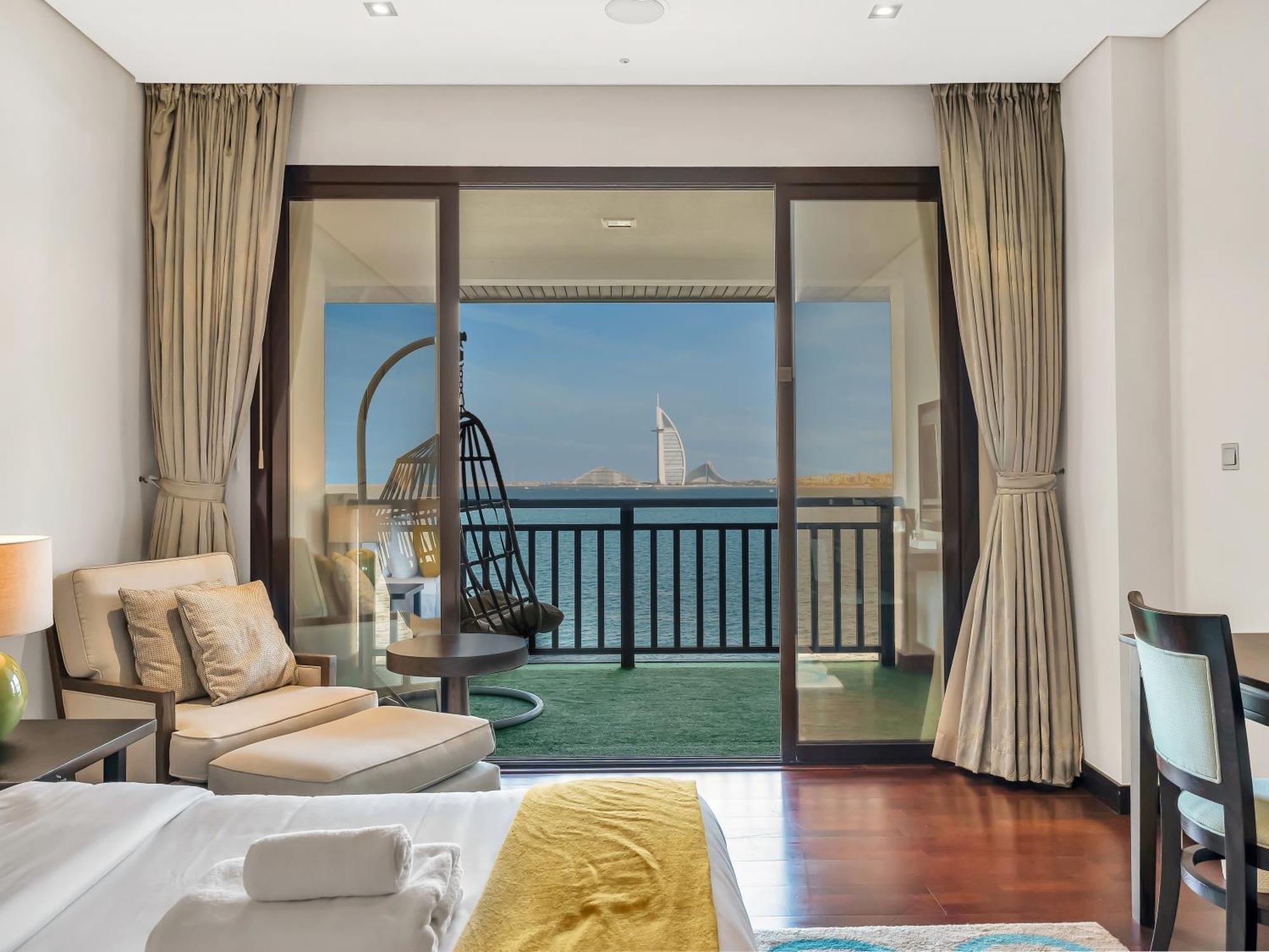 Luxury In Anantara With Stunning Burj Alarab & Sea Views Apartment