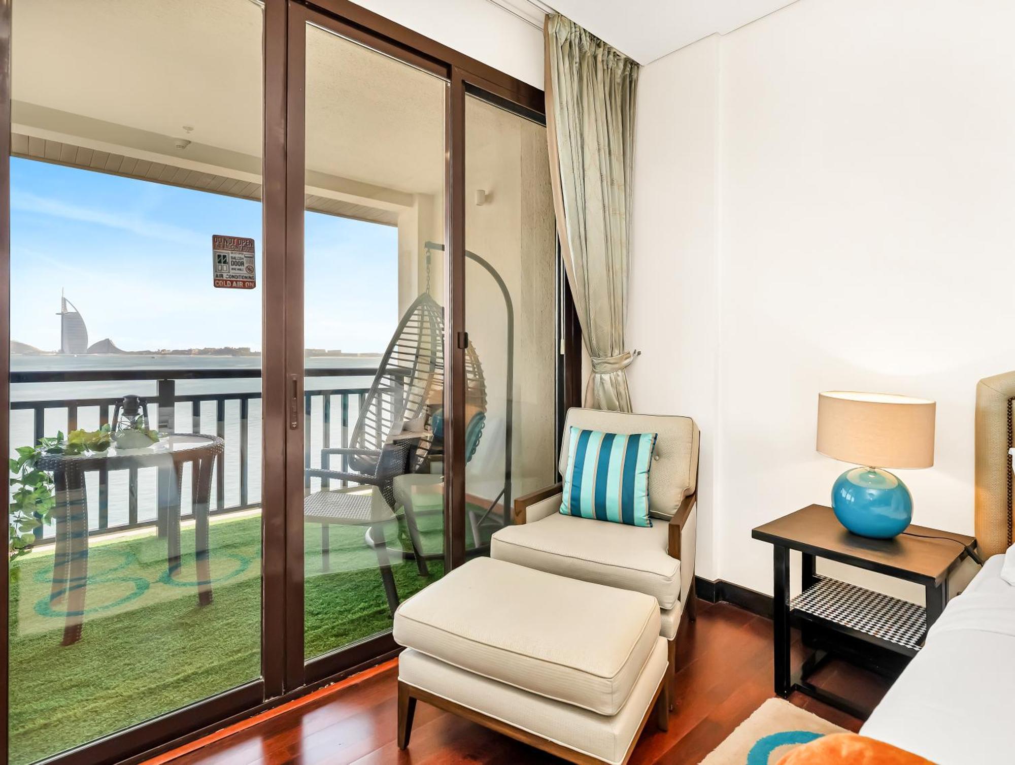 Luxury In Anantara With Stunning Burj Alarab & Sea Views Apartment
