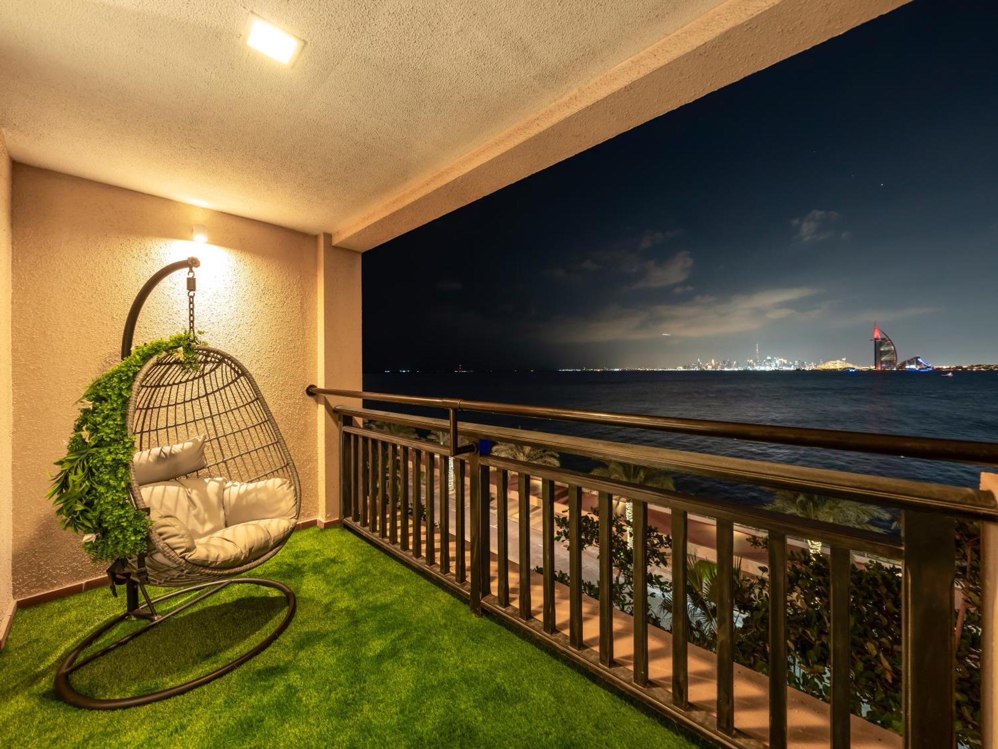 Luxury In Anantara With Stunning Burj Alarab & Sea Views Apartment