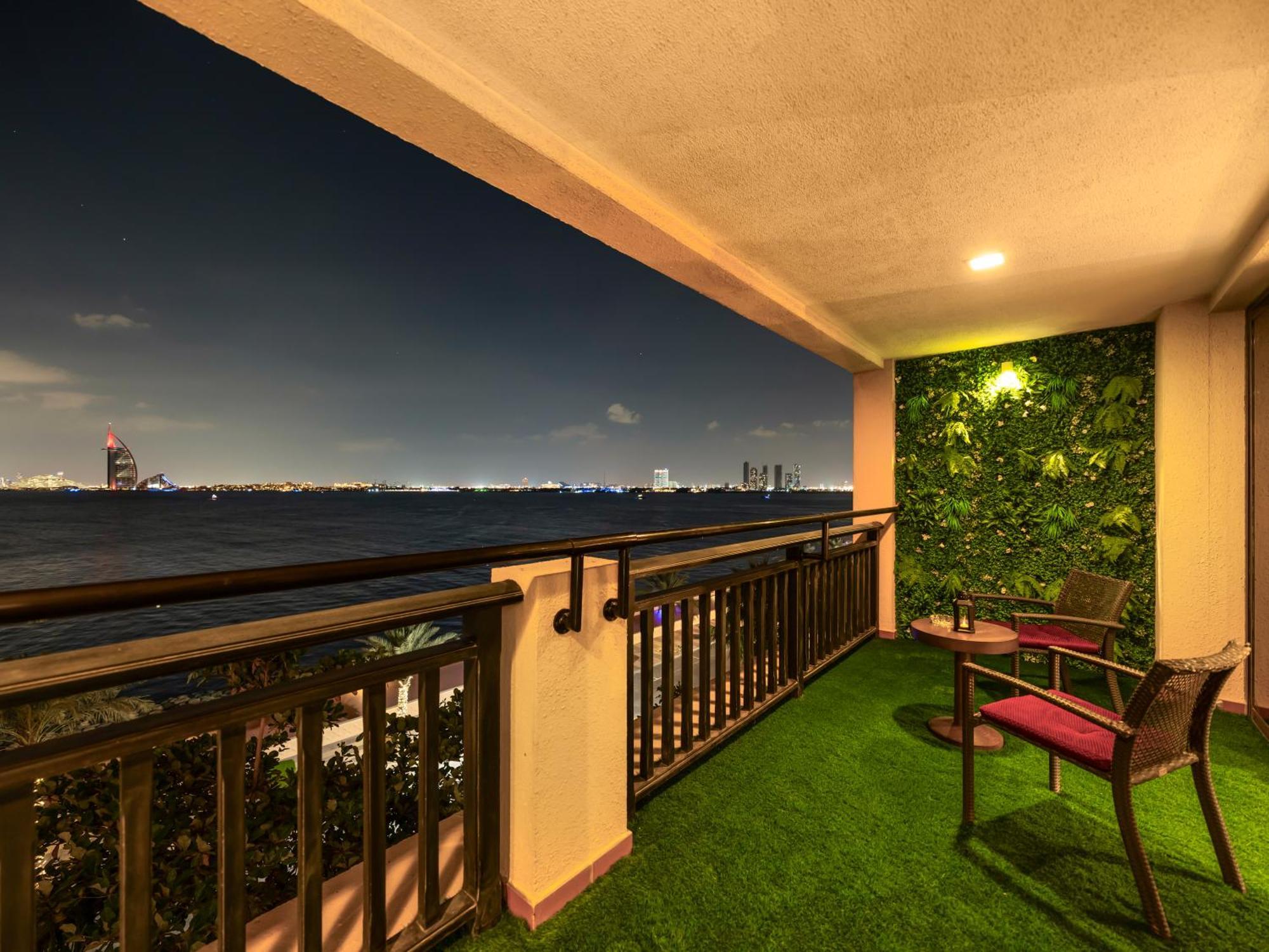 Luxury In Anantara With Stunning Burj Alarab & Sea Views *