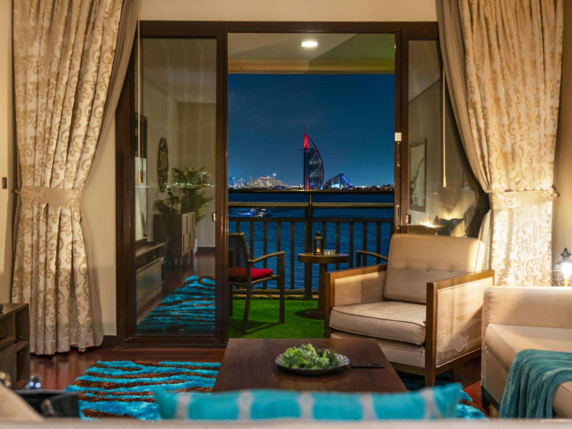 Апартаменти Luxury In Anantara With Stunning Burj Alarab & Sea Views *