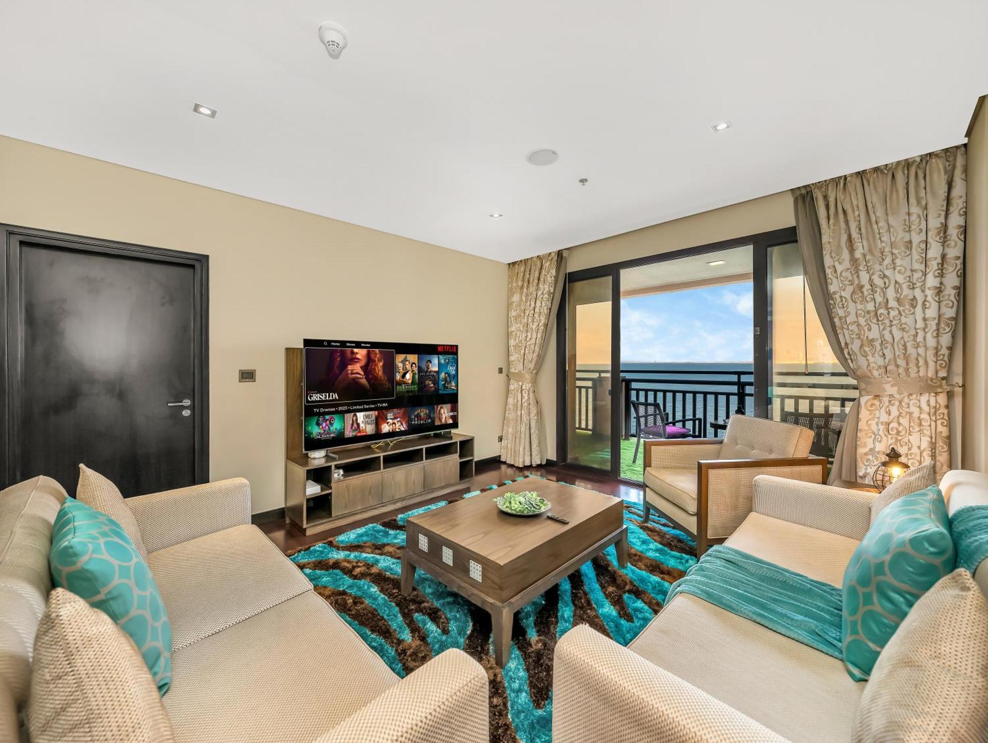 Апартаменти Luxury In Anantara With Stunning Burj Alarab & Sea Views